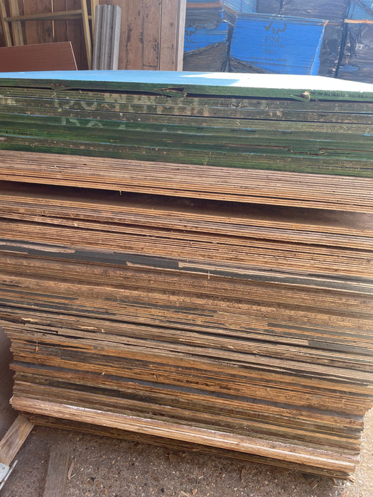 Reclaimed Full Sheets Of Used 18mm Plywood 8x4ft - Shuttering, Roofing, Sheet Material - £15 Each