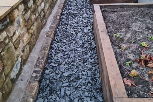 40mm Blue Slate Chippings - Home & Garden > Lawn & Garden > Gardening Chippings