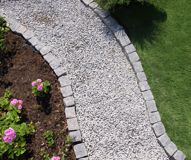 2-6mm Limestone Chippings - Home & Garden > Lawn & Garden > Gardening Chippings