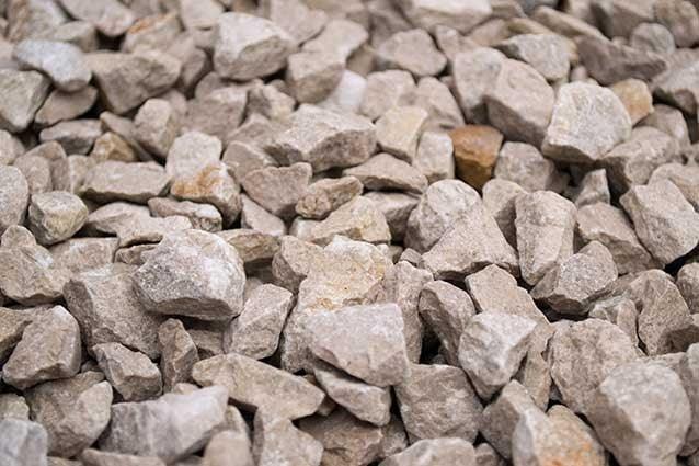 10-20mm Limestone Chippings - Home & Garden > Lawn & Garden > Gardening Chippings