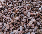 20mm Staffordshire Pink Gravel - Home & Garden > Lawn & Garden > Gardening Gravel