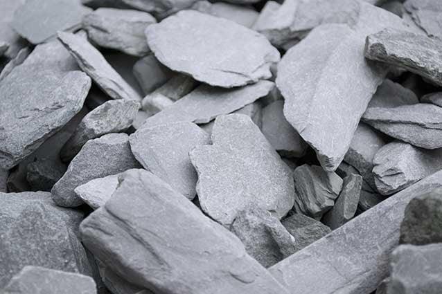 40mm Blue Slate Chippings - Home & Garden > Lawn & Garden > Gardening Chippings