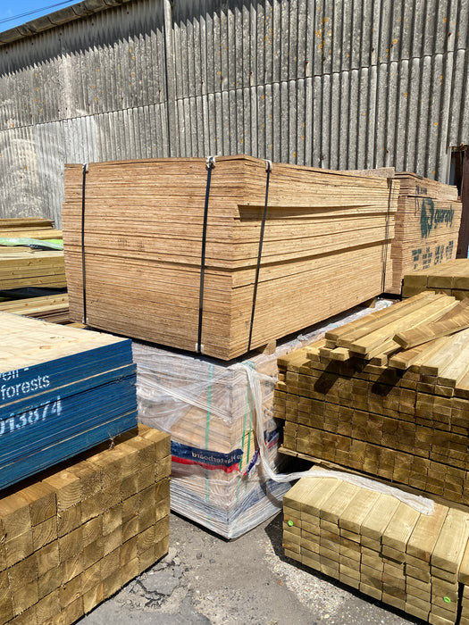 🎈Summer Sale🎈18mm Softwood Pine Shuttering Plywood Full 8x4 Sheets - £25 Inc Vat - Clearance Stock, No Returns.