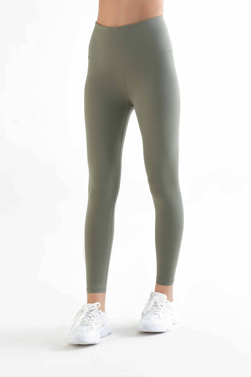 Organic 7/8 Stretch Leggings: Womens