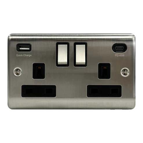 Caradok 2G 13A Switched Socket USB A + C 45W Quick Charge Brushed Chrome Black Insert - Caradok - The Curve - Brushed Steel
