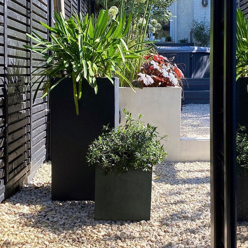 IDEALIST Lite Contemporary Flower Box Square Garden Planter, Light Concrete Outdoor Plant Pot H30 L30 W30 cm, 27L - Home & Garden > Lawn & Garden > Gardening > Pots & Planters > Planters