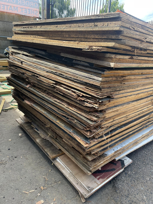 Reclaimed 18mm Plywood Grade B Full 8x4 Sheets - Sold As Is £15 Each Inc Vat