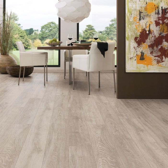 KRONO SUPERNAT BOULDER OAK EMBOSS LAMINATE FLOORING - 8mm 1285mm X 192mm - 9 x Planks - 2.26sqm Per Pack - Just £22.60 Per Pack