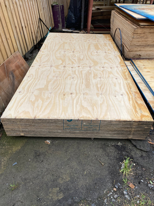 Softwood Pine Shuttering Plywood 2440 x 1220 x 18mm - £27.50 Inc Vat