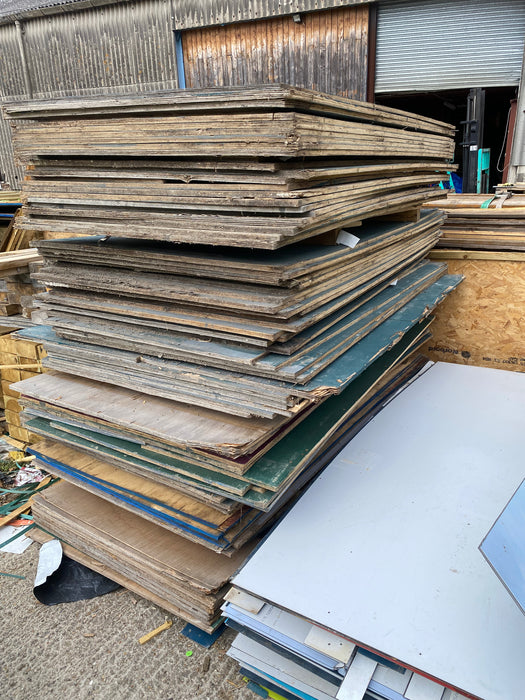 Reclaimed Full Sheets Of Used 18mm Plywood 8x4ft - Shuttering, Roofing, Sheet Material - £15 Each