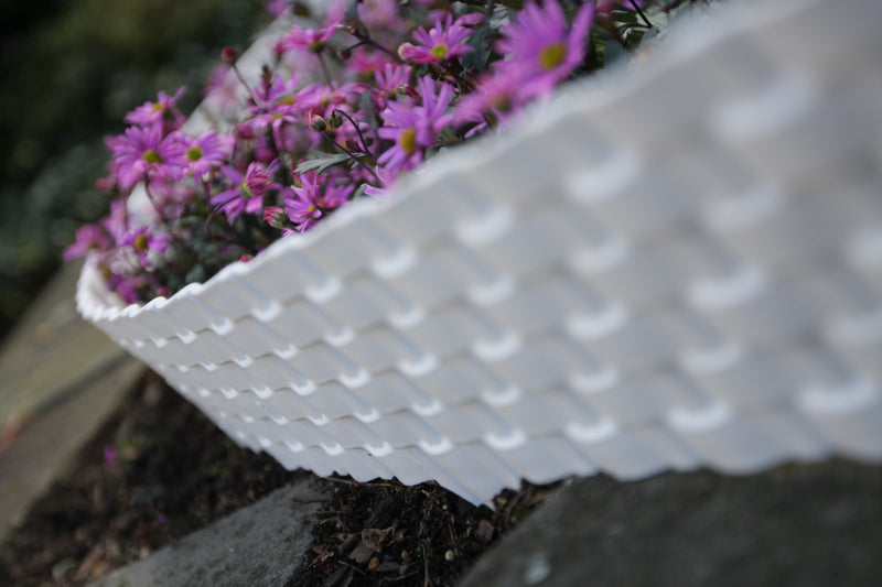 Lawn Edging, Plastic Palisade Rattan Effect, 2.4m, Brown - Home & Garden > Lawn & Garden Garden tools & Accesories