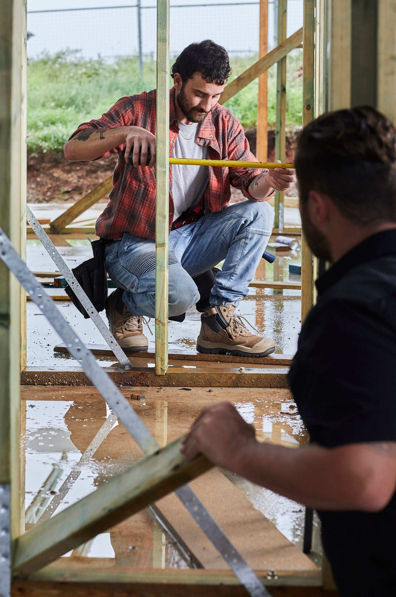 Mongrel 461 Side Zip Safety Boots W/Scuff Cap - STONE