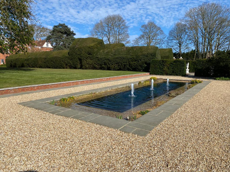 10mm Golden Gravel - Home & Garden > Lawn & Garden > Gardening Gravel