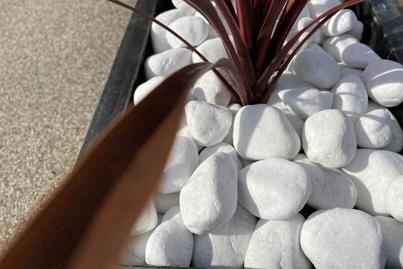 40-80mm Polar White Cobbles - Home & Garden > Lawn & Garden > Gardening Gravel