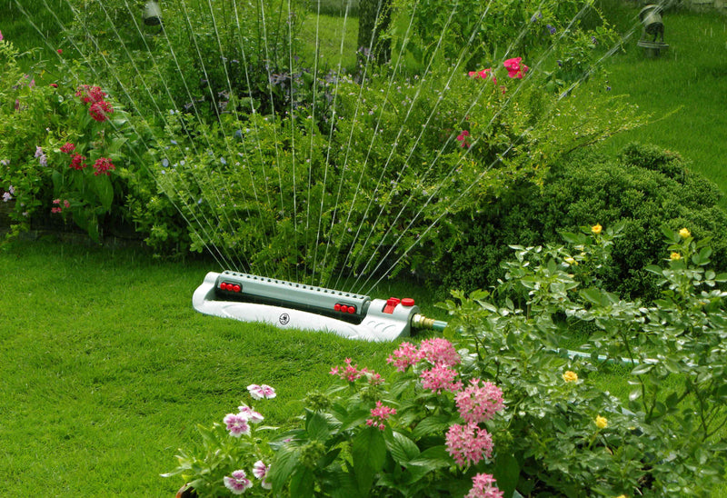 Bar Metal Turbo Oscillating Sprinkler - Home & Garden > Lawn & Garden > Watering & Irrigation > Sprinklers & Sprinkler Heads > Sprinklers Garden watering