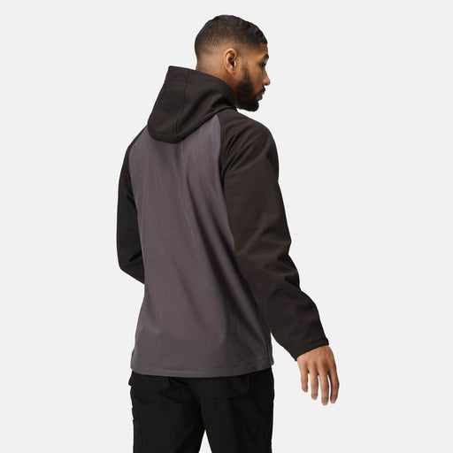 Regatta TRA707 Tactical Surrender Softshell Jacket Iron/Black 3XL - Apparel & Accessories > Clothing > Outerwear > Coats & Jackets > Windbreakers SALE JACKETS