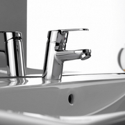 Victoria V2 Chrome Basin Mixer Tap - Bathrooms