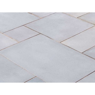 Misty Light Grey Sandstone Paving Pack (19.50m2 - 66 Slabs / Mixed Pack) -