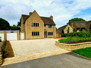 10-20mm Cotswold Stone Chippings - Home & Garden > Lawn & Garden > Gardening Chippings