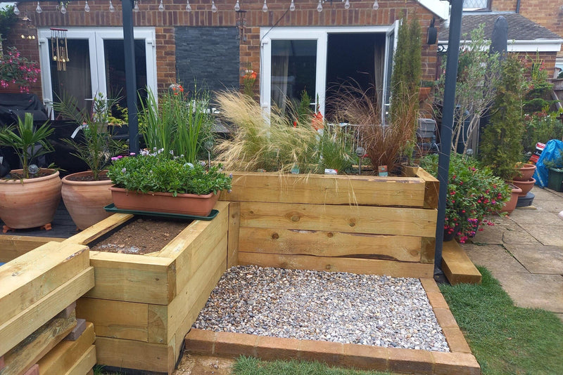 20mm Moonstone Flint Gravel Chippings - Home & Garden > Lawn & Garden > Gardening Gravel