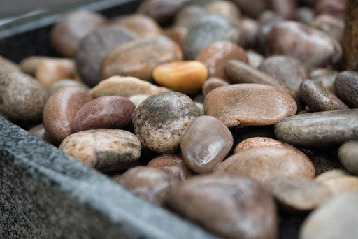 20-30mm Beach Pebbles - Home & Garden > Lawn & Garden > Gardening Gravel